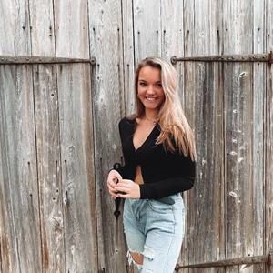 Meet your Posher, Samantha